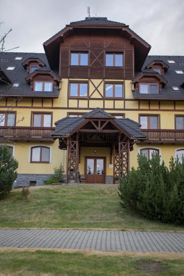 Apartman Angel Велка Ломница Екстериор снимка